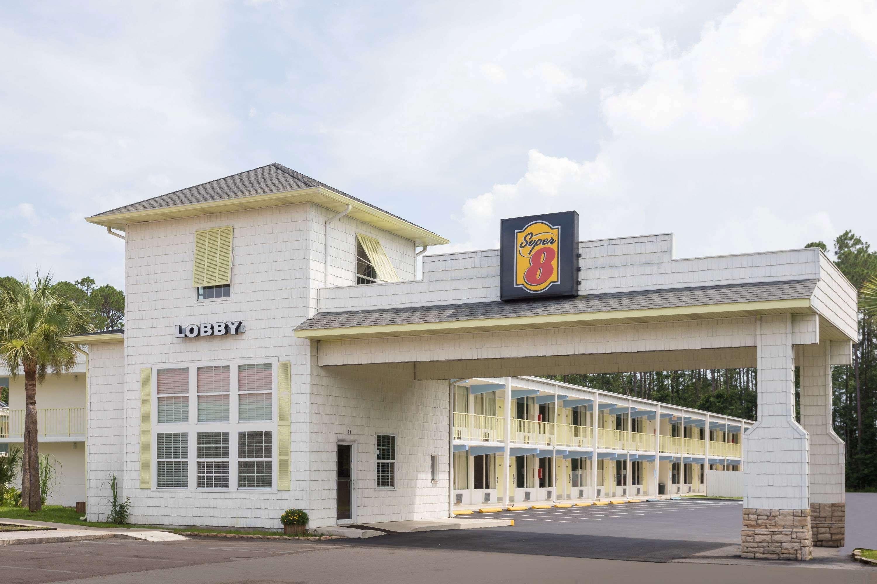 Super 8 by Wyndham Kingsland Hotel Bagian luar foto