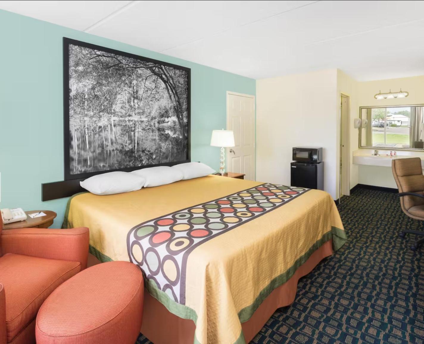 Super 8 by Wyndham Kingsland Hotel Bagian luar foto