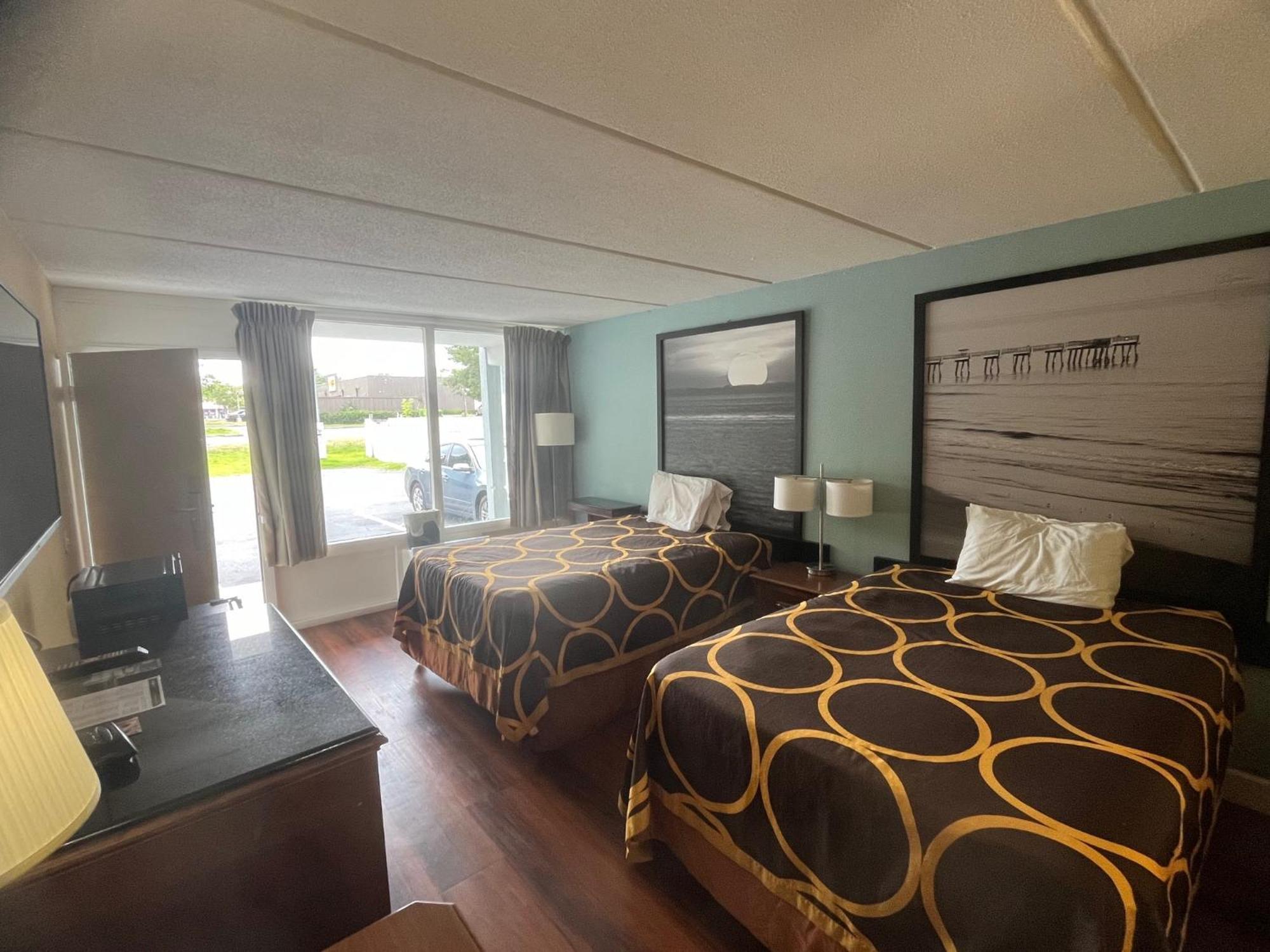 Super 8 by Wyndham Kingsland Hotel Bagian luar foto